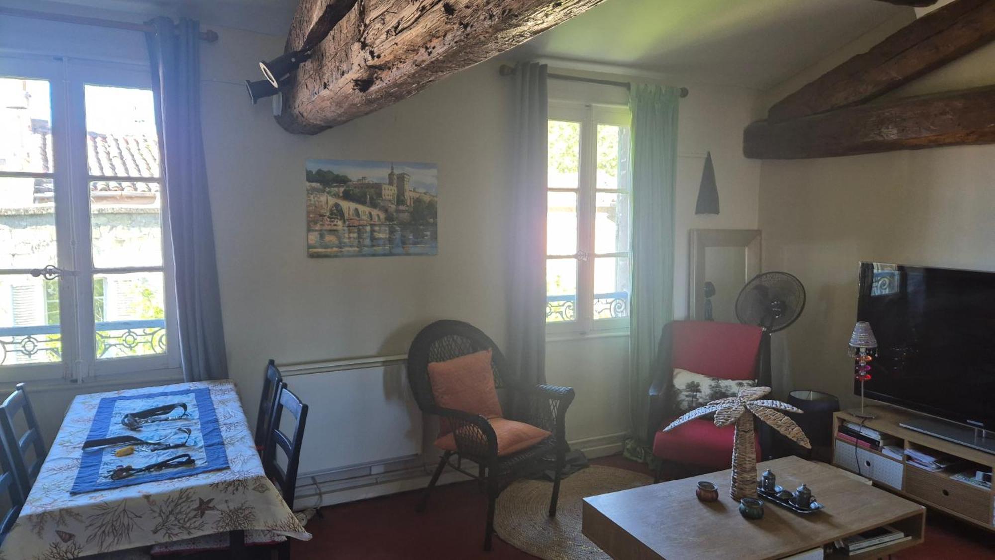 Un Nid Sur Les Toits Face Au Palais Des Papes Daire Avinyon Dış mekan fotoğraf